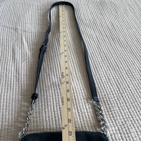 Michael Kors Pebbled Leather Bedford Flap Crossbody Bag Black‎ Silver Zipper - Picture 14 of 14